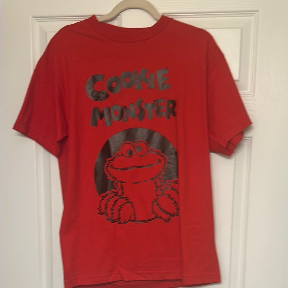 Cookie Monster T-Shirt Red Size Medium